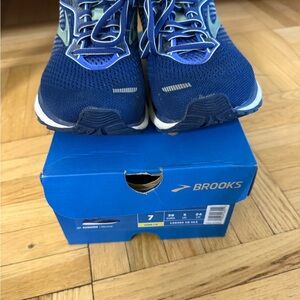 Brooks Women's Blue Ghost 12 Shoes